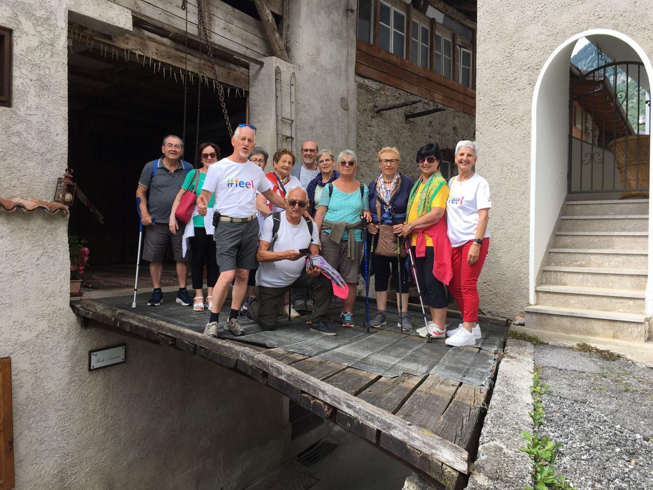 Greeters del borgo Passeggiate gratuite con la gente di San Lorenzo Dorsino